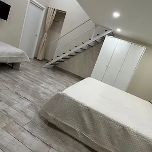 Appartamento La Casa Di Benedetta, Napoli